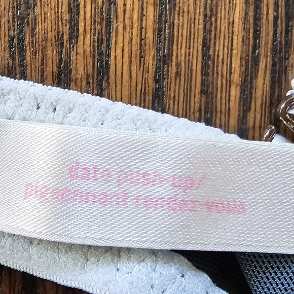 Pink Victoria's Secret Date Push Up Bra Size Women's 34C - Picture 7 of 8